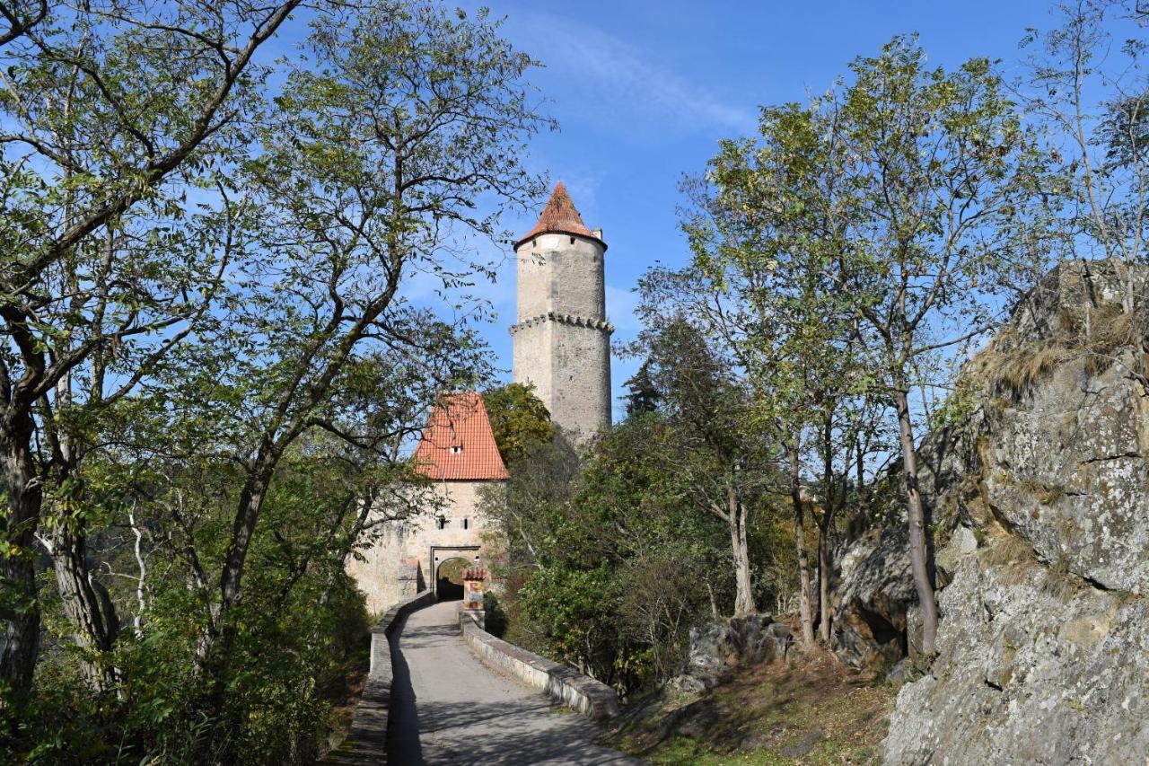Mlyn Kamenice Klucenice Exterior photo