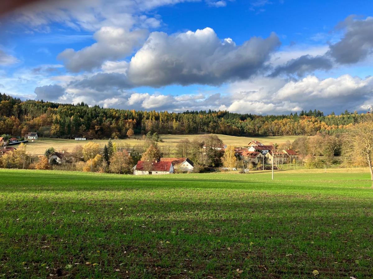 Mlyn Kamenice Klucenice Exterior photo